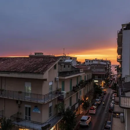 Del Centro Bed & Breakfast 3*